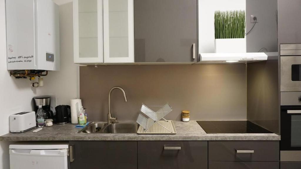 Apartment Cozy Near Schoenbrunn Stadthalle And Mariahilfer Str Wien